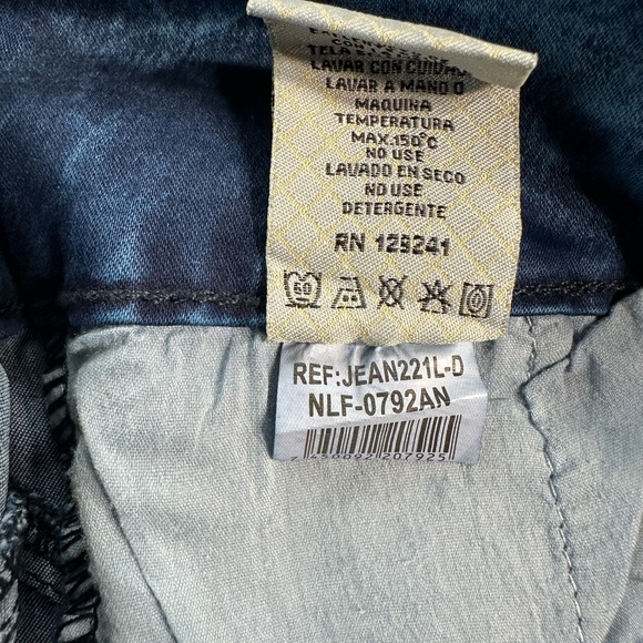 Jeans size 28  Salvaje Evolution Low rise Skinny Ankle blue stone wash nwt - Picture 8 of 11